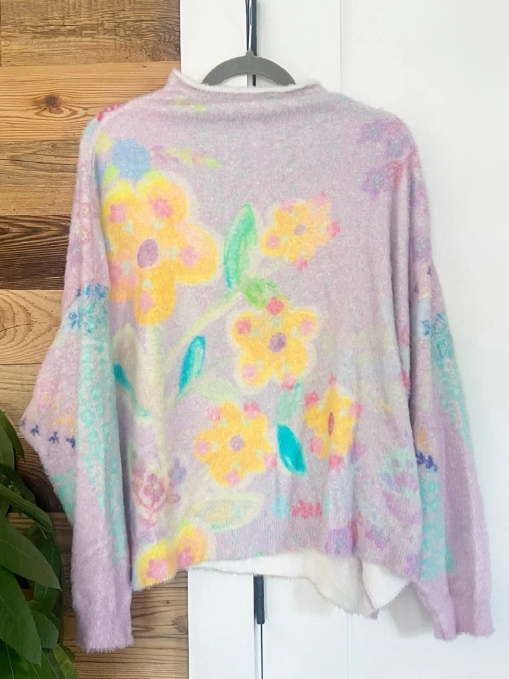 Natural Life Pastel Fuzzy "Cashmere" Like Floral Oversize Mock Neck Sweater L/XL - Picture 3 of 4